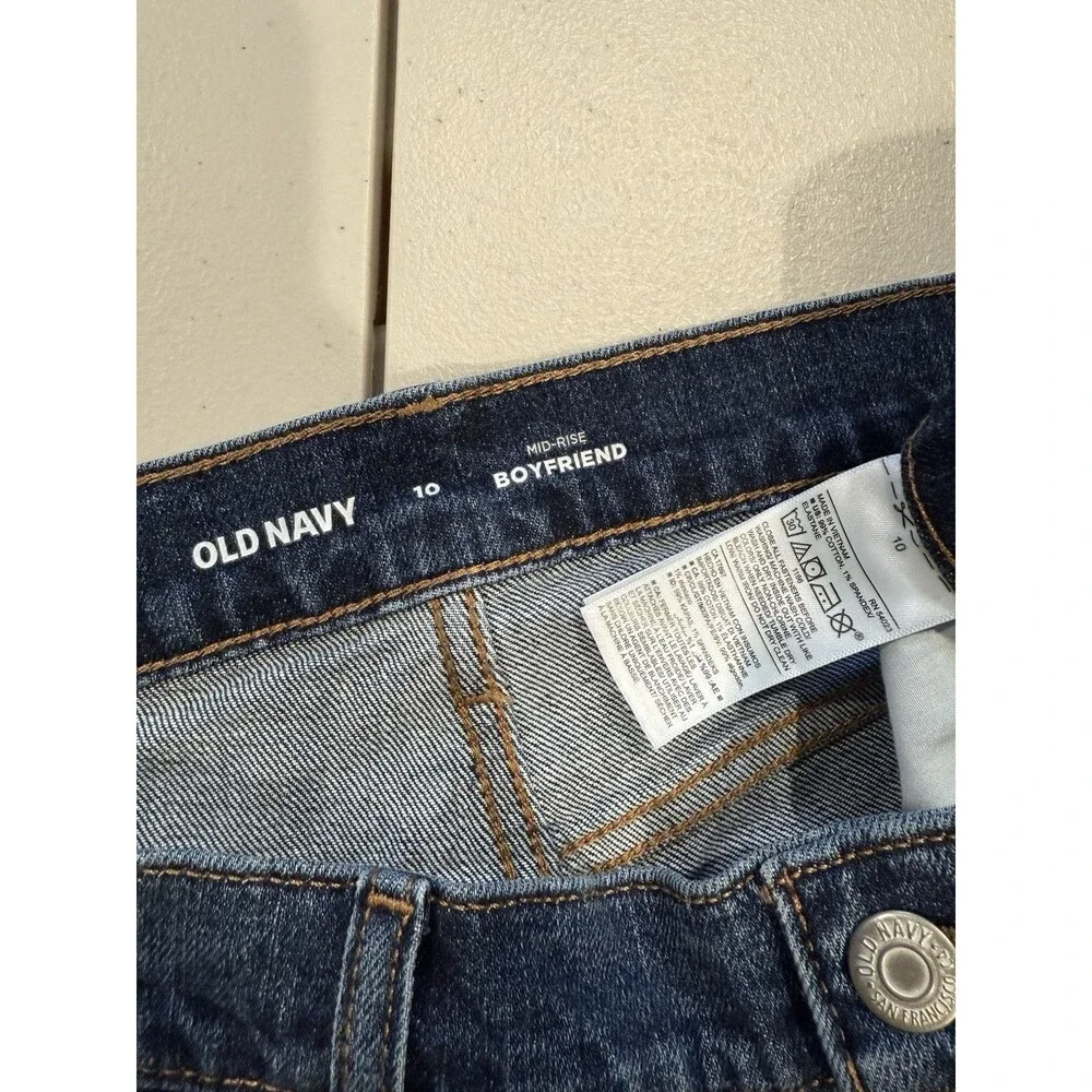 NEW Old Navy Boyfriend Jeans Women 10 Distressed Stretch Punk Cotton Travel - Picture 3 of 7